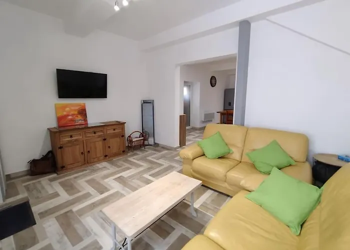 Maison De Village Avec Terrasse Proche Plages